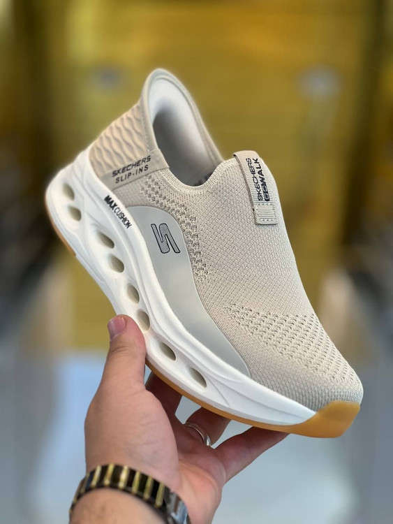 کفش ویتنامی اسکیچرز طبی و راحتی گو والکSkechers go walk/ساخت ویتنام/مخصوص پیاده روی و روز مرگی/سایز ۴۰ الی ۴۵/مستر کوالیتی A
