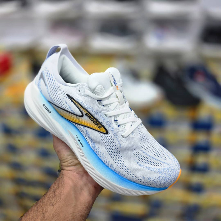 کتونی پیاده روی و رانینگ بروکس گلیسیرین ۲۲ Brooks Glyceri 22 / ضمانت کیفیت / جعبه و بارکد دار / سایز ۴۰ ۴۱ ۴۲ ۴۳ ۴۴ ۴۵