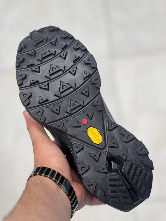 کتونی کلمبیا بند دیسکی گورتکس زیره ویبرام ضد آب ویتنامی A با جعبه بارکد دارسایز:40تا 45 در5رنگ Columbia Men's Vitesse Outdry BOA GTX gore tex water proof