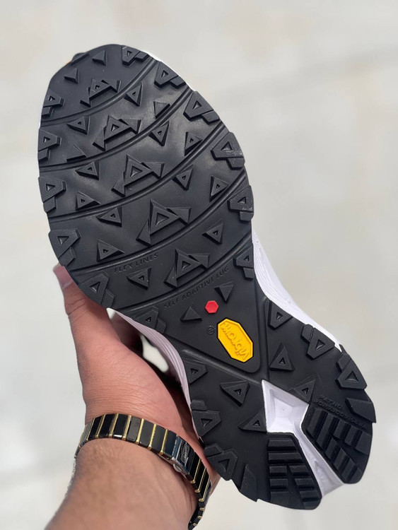 کتونی کلمبیا بند دیسکی گورتکس زیره ویبرام ضد آب ویتنامی A با جعبه بارکد دارسایز:40تا 45 در5رنگ Columbia Men's Vitesse Outdry BOA GTX gore tex water proof