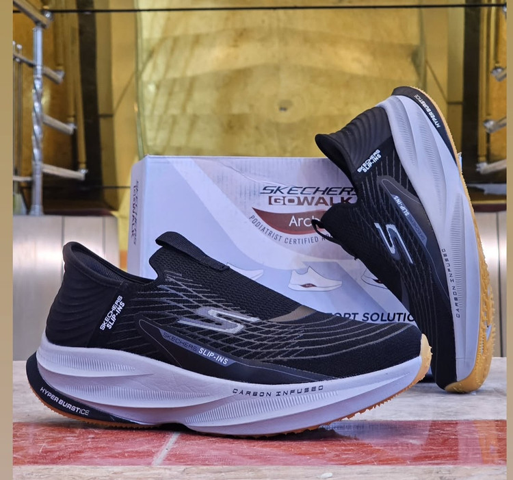 کتونی ویتنامی اسکیچرز Skechers Slip-ins ساخت ویتنام سایز:40تا 45 فروش عمده و تک