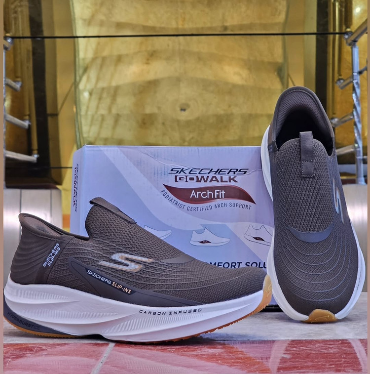 کتونی اسکیچرز Skechers Slip-ins ساخت ویتنام سایز:40تا 45 فروش عمده و تک