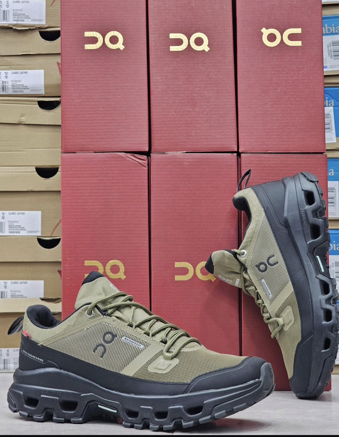 کتونی آن رانینگ کیوسی گورتکس ضد آب | On Running Cloud tech phase Gore Tex/ساخت ویتنام/سایز ۴۰ تا ۴۵/فروش عمده و تک