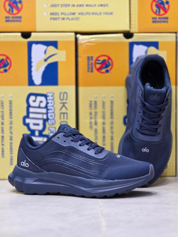 کتونی ویتنامی الو Alo Yoga Alo Runner sneakers/ساخت ویتنام/سایز ۴۰تا ۴۵/فروش عمده و تک/ضمانت کالا