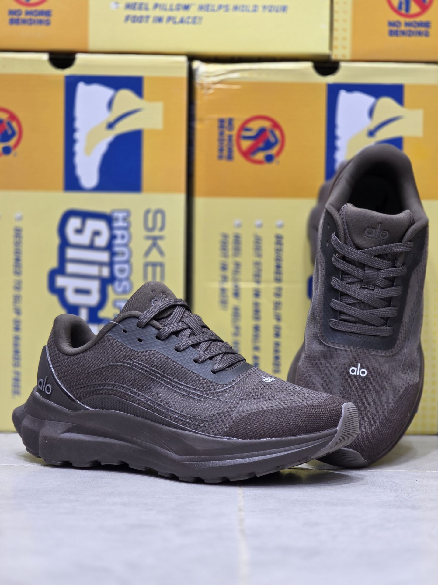 کتونی الو Alo Yoga Alo Runner sneakers/ساخت ویتنام/سایز ۴۰تا ۴۵/فروش تکی و عمده/ضمانت کالا