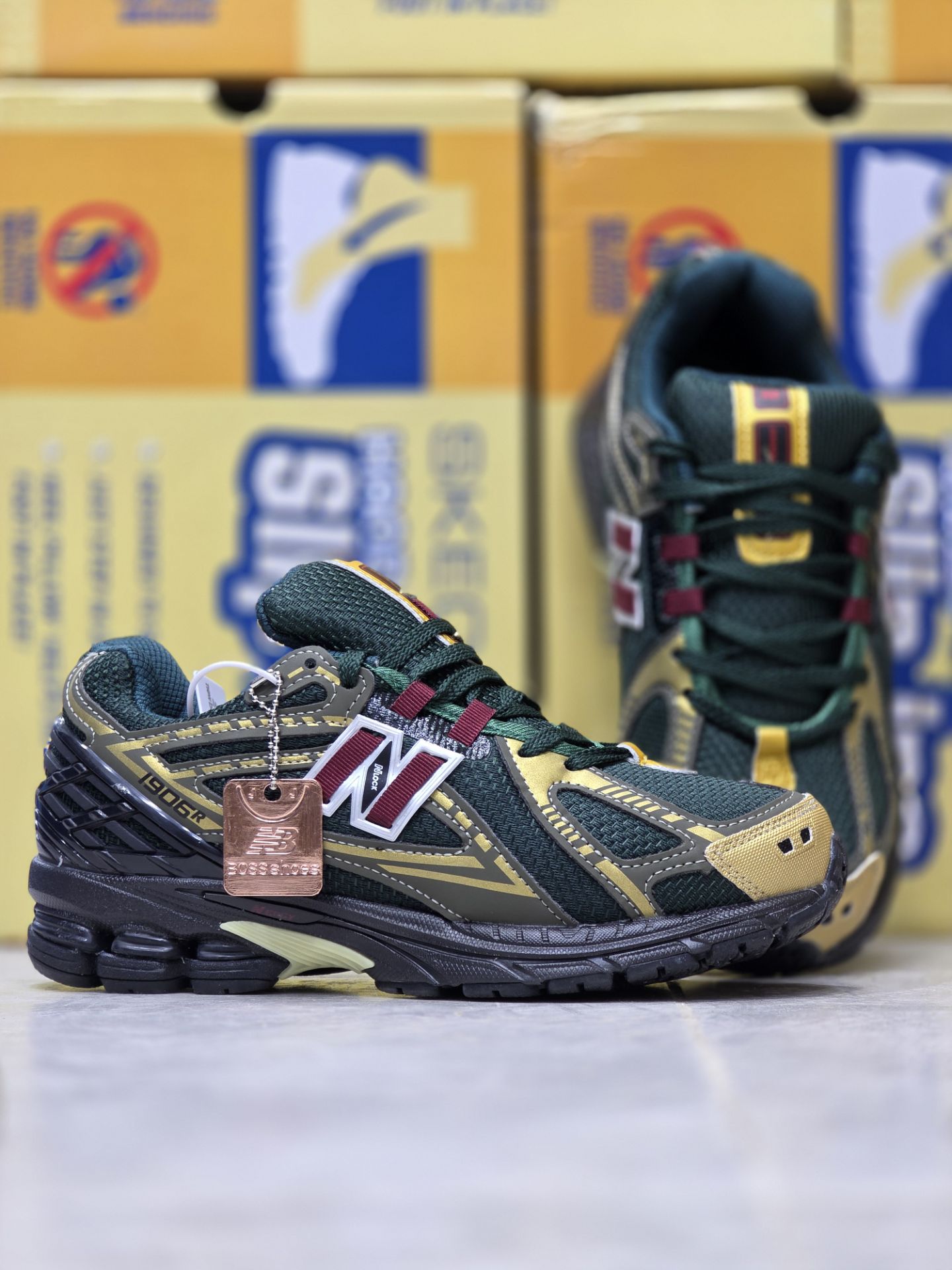 نیوبالانس ۱۹۰۶/Newbalance 1906/ سایز۴۰الی ۴۵/ساخت ویتنام/فروش بصورت عمده و تک/ضمانت کالا