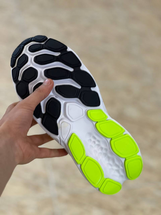 کتونی نیوبالانس فرش فوم تریل وی 4 | New Balance Fresh Foam X More v4 | - 4 سایز 40 تا 45