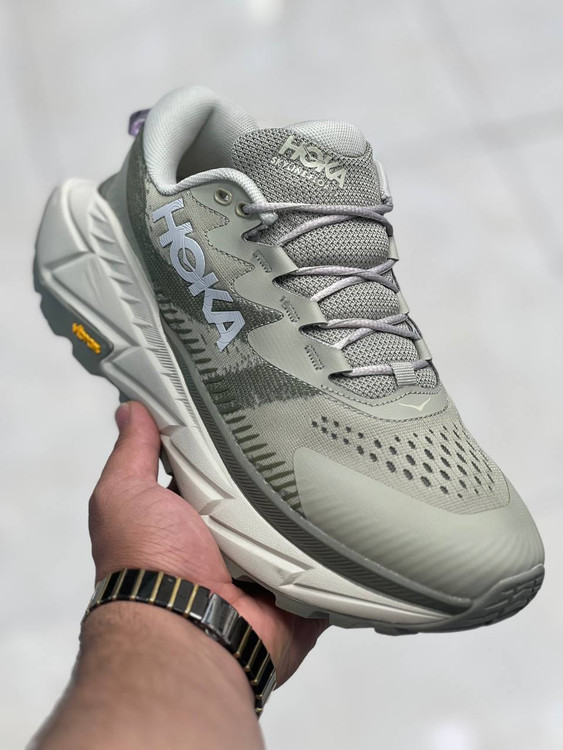 هوکا وان اسکای لاین Hoka Skylineساخت ویتنام زیره ویبرام ضدسایش ولژ چندسانتی 40 تا 45 باجعبه فروش عمده وتک