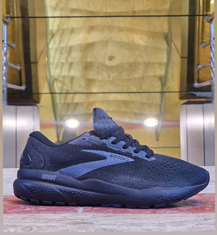 کتونی بروکس گاست ۱۵/Brooks Ghost 15/ساخت ویتنام/سایز ۴۰تا ۴۵/فروش عمده و تک