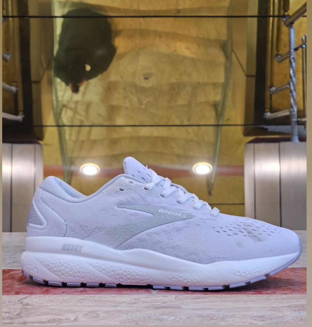 کفش بروکس گاست ۱۵/Brooks Ghost 15/ساخت ویتنام/سایز ۴۰تا ۴۵/فروش عمده و تک