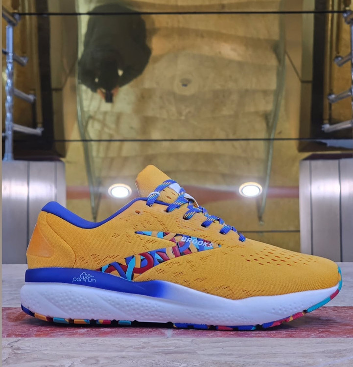 کتونی بروکس گاست ۱۵/Brooks Ghost 15/ساخت ویتنام/سایز ۴۰تا ۴۵/فروش عمده و تک