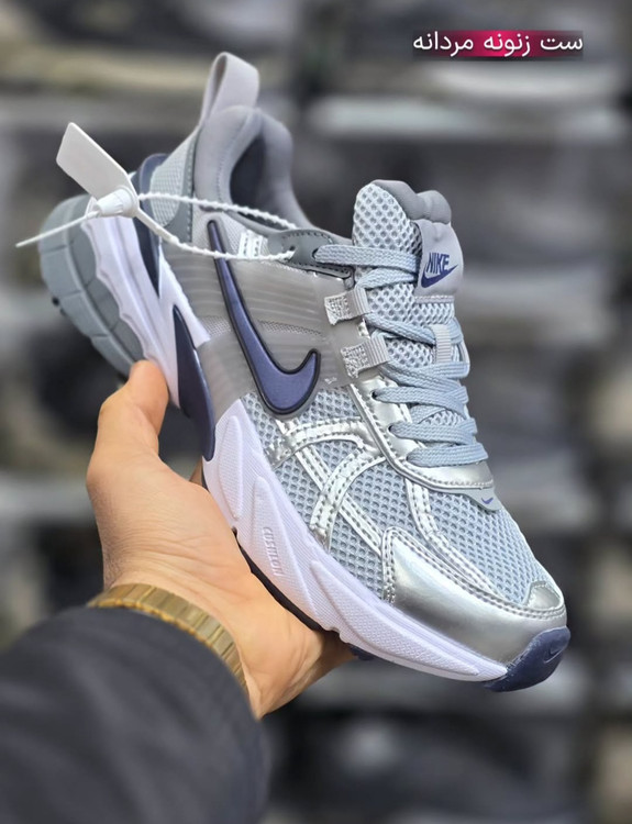 نایک وی تو کی Nike V2k Runست جذاب زنانه و مردانه/ساخت ویتنام/کیفیت مستر کوالیتی A/سایز ۳۸الی ۴۵/باجعبه بارکد دار