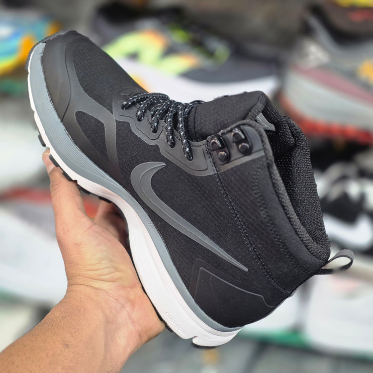 کفش نایک ایر زوم پگاسوس گورتکس Nike Air Zoom pegasus goretex Treil ساخت ویتنام/سایز ۴۰ تا ۴۵ فروش بصورت عمده و تک