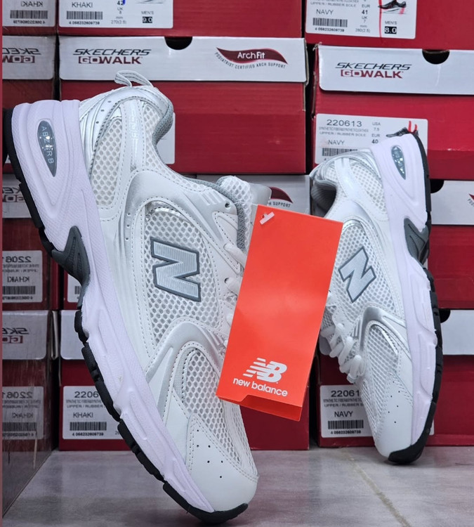 کتونی نیوبالانس ۵۳۰/ new balance 530/ساخت ویتنام/ست اسپرت مناسب پیاده رویی،دویدن ،رانینگ/سایز ۳۷تا ۴۵ همراه با جعبه بارکد دار فروش بصورت عمده و تک