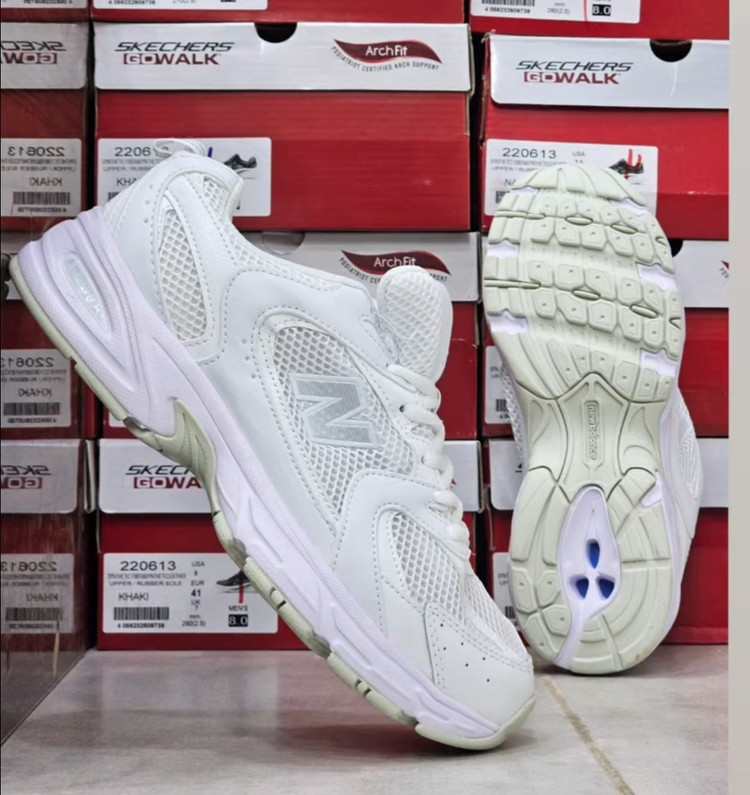نیوبالانس ۵۳۰/ new balance 530/ساخت ویتنام/ست اسپرت مناسب پیاده رویی،دویدن ،رانینگ/سایز ۳۷تا ۴۵ همراه با جعبه بارکد دار فروش بصورت عمده و تک