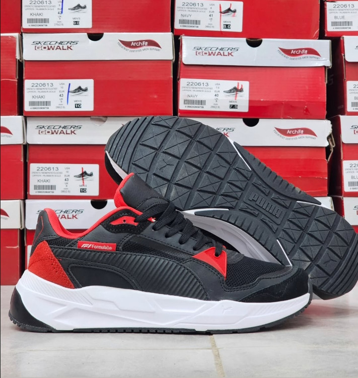 کفش ویتنامی پوما ترینیتی 2/puma trinity 2/ساخت ویتنام/سایز ۴۰ الی ۴۵فروش ویژه