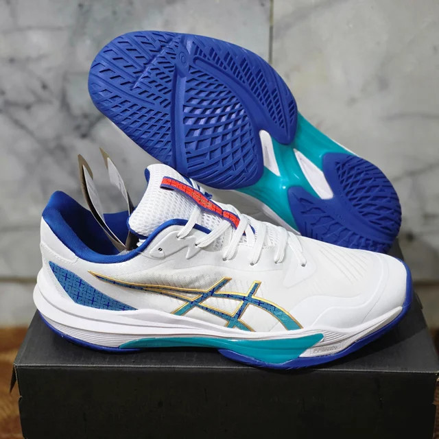 کتونی والیبالی اسیکس مدل اسکای الیت asics sky elite / ساخت ویتنام / بالا ترین کیفیت بازار / سایز ۴۰ الی ۴۵/فروش عمده و تک