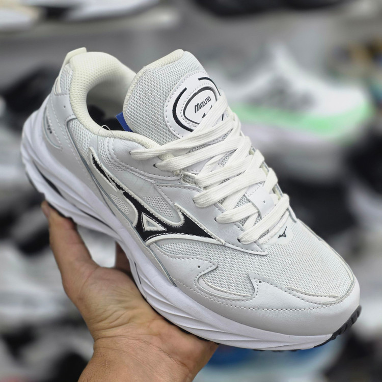 کتونی میزانو ویو رایدر بتا/Mizuno x Graphpaper Wave Rider Beta/ساخت ویتنام/سایز ۴۰ تا ۴۵/ فروش عمده و تک