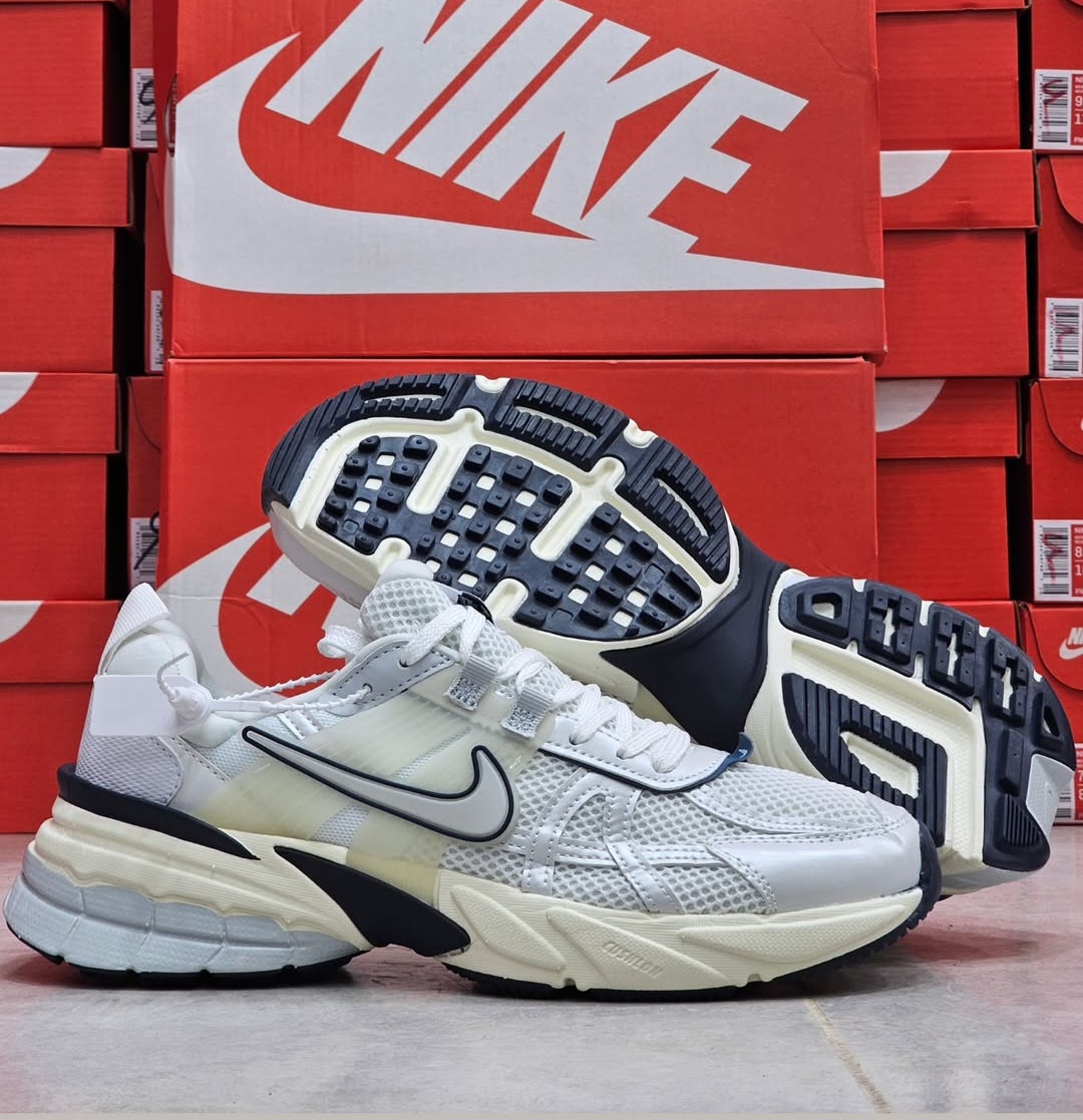 کتونی ویتنامی نایک وی تو کیNike V2k Run/ساخت ویتنام | باجعبه بارکد دار سایز38الی45