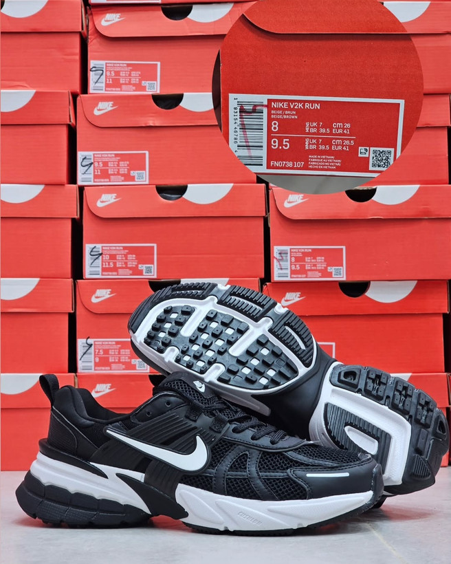 کتونی ویتنامی نایک وی تو کیNike V2k Run/ساخت ویتنام | باجعبه بارکد دار سایز38الی45