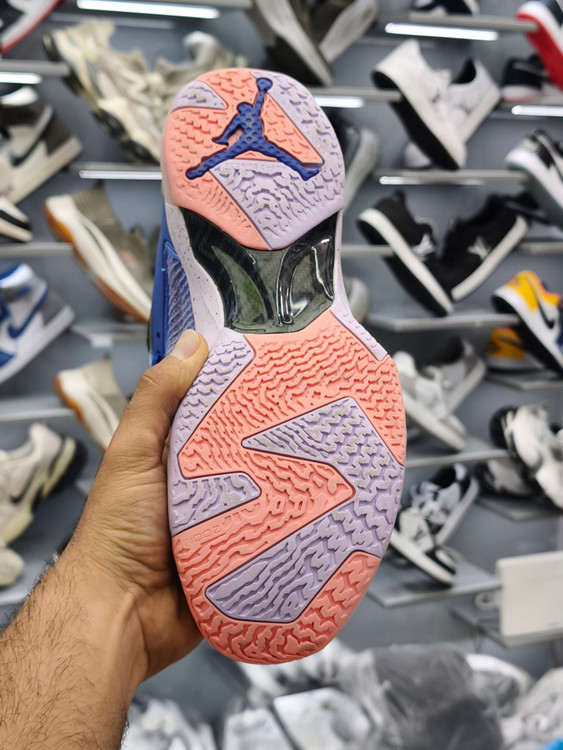 کتونی نایک ایر جردن / shoes nike air Jordan / با جعبه / سایز ۴۰ ۴۱ ۴۲ ۴۳ ۴۴