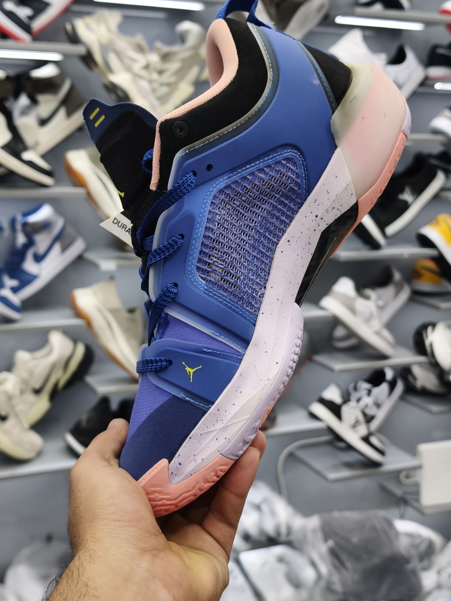 کتونی نایک ایر جردن / shoes nike air Jordan / با جعبه / سایز ۴۰ ۴۱ ۴۲ ۴۳ ۴۴