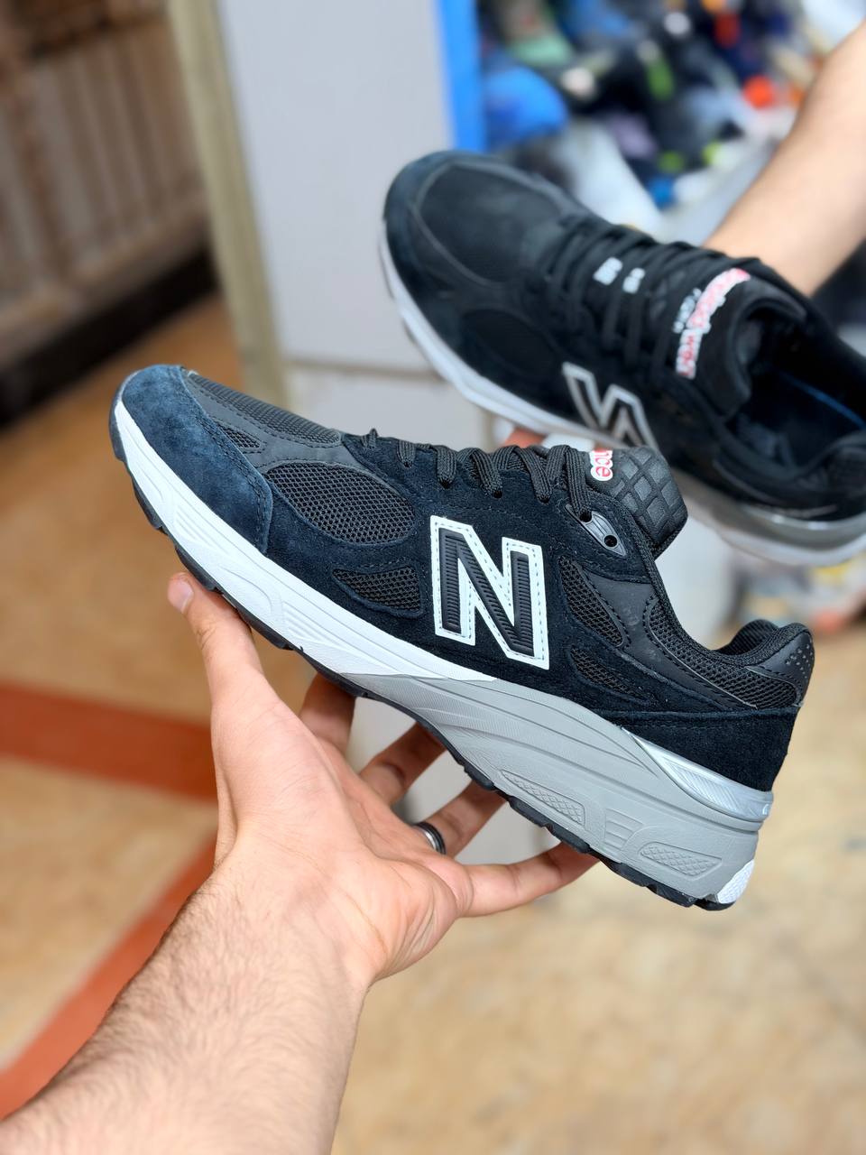 نیوبالانس ۹۹۰/مستر کوالیتی A/سایز ۴۰ تا ۴۵/ Newbalance 990 v3
