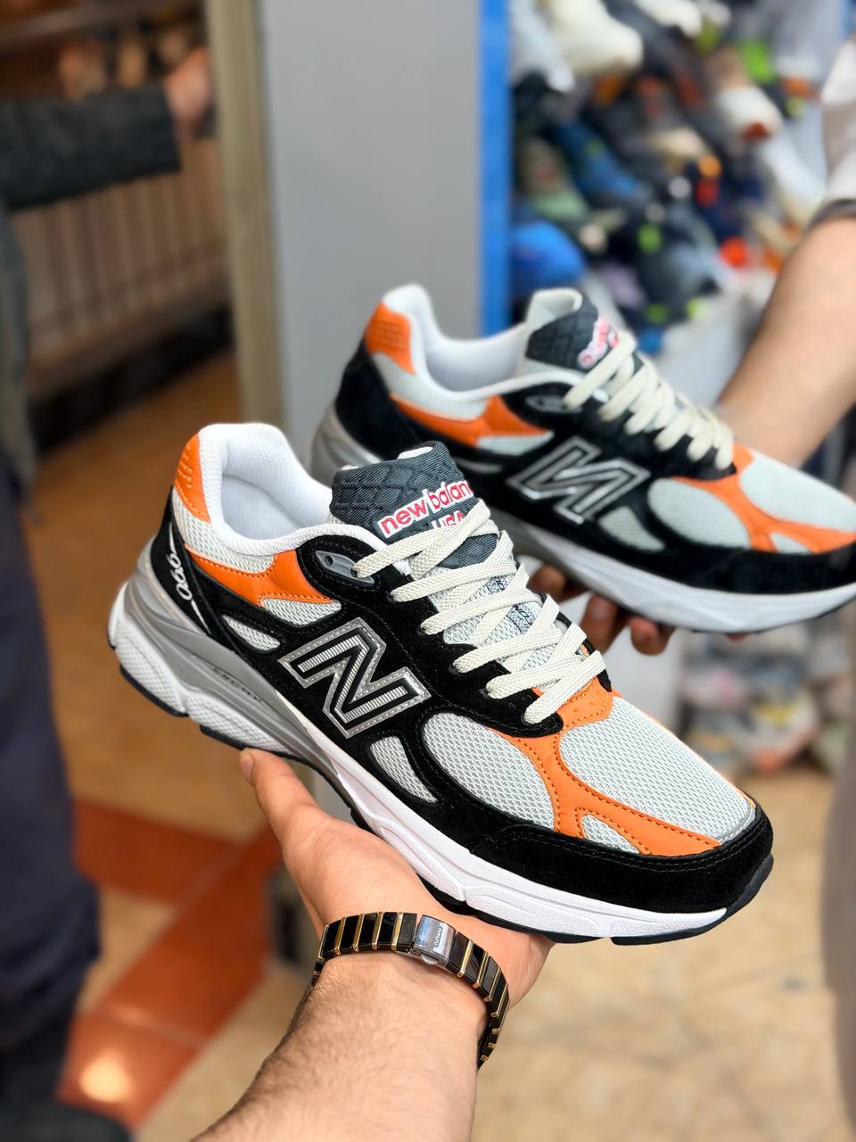 نیوبالانس ۹۹۰/مستر کوالیتی A/سایز ۴۰ تا ۴۵/ Newbalance 990 v3
