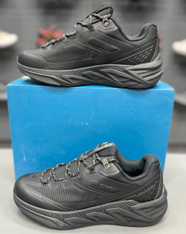 کفش کلمبیا گورتکس ضد آب زیره ویبرام ،ساخت ویتنام سایز ۴۰ تا۴۵ Colombia kailas mountain wander _2 GTX low waterproof Trekking shoes vietnam .فروش بصورت عمده و تک