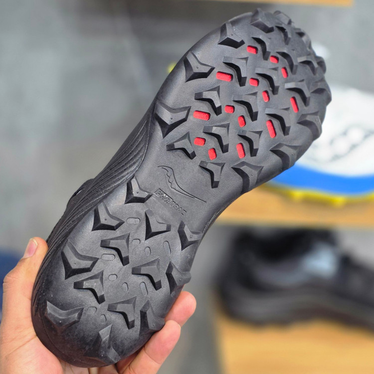 کتونی ویتنامی تراکینگ ساکونی اندورفین ریفت saucony endorphin rift / ضمانت کیفیت کالا / تک و عمده / سایز ۴۰ الی ۴۵