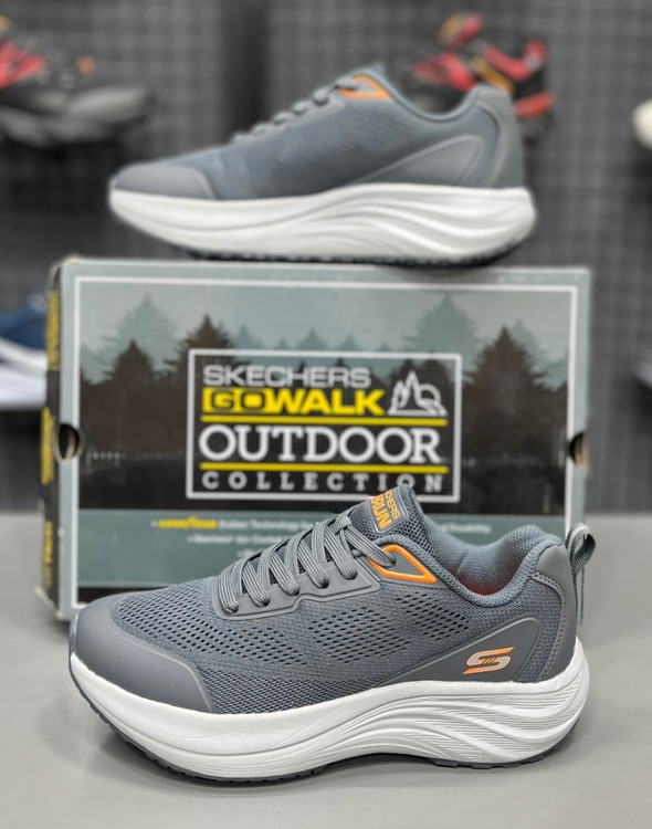 اسکیچرز گورانSkechers Gorun ساخت ویتنام /Skechers Max cushioمموری فوم سبک و طبی و راحت/سایز ۴۰الی ۴۵/فروش تکی و عمده