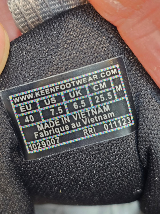 کتونی کن ورساکور اسپید مسترکوالیتی/ KEEN Versacore Speed/ سایز 39 الی 45/ فروش عمده و تک