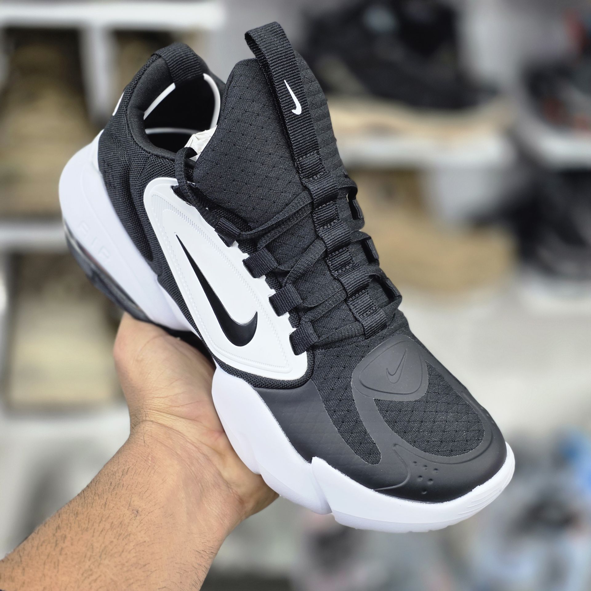 نایک ویتنامی ایرمکس آلفا ساواج Nike air max alpha savageساخت ویتنام سایز ۴۰ تا ۴۵ فروش بصورت تکی و عمده