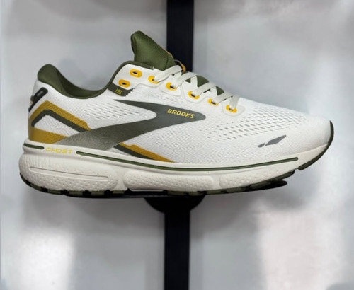 کتونی بروکس گاست ۱۵/ساخت ویتنام وارداتی/Brooks Ghost 15/ سایز ۳۶الی ۴۵ /فروش تکی و عمده