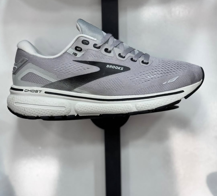 کتونی بروکس گاست ۱۵/ساخت ویتنام وارداتی/Brooks Ghost 15/ سایز ۳۶الی ۴۵ /فروش تکی و عمده