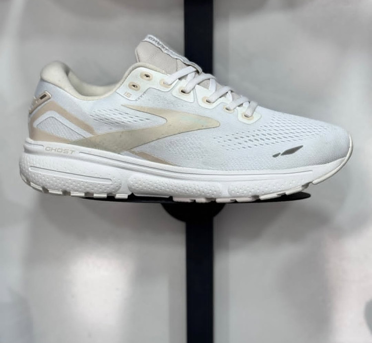 کتونی بروکس گاست ۱۵/ساخت ویتنام وارداتی/Brooks Ghost 15/ سایز ۳۶الی ۴۵ /فروش تکی و عمده