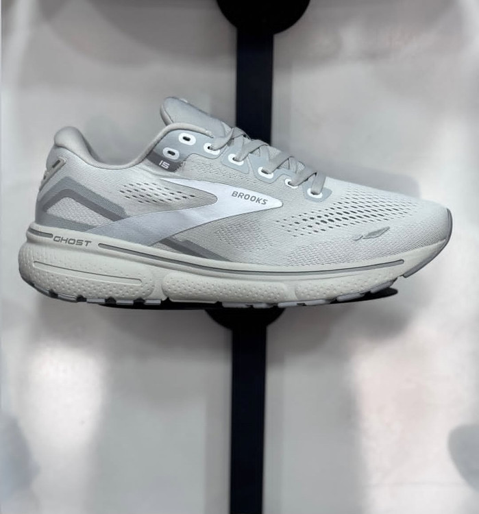 کتونی بروکس گاست ۱۵/ساخت ویتنام وارداتی/Brooks Ghost 15/ سایز ۳۶الی ۴۵ /فروش تکی و عمده