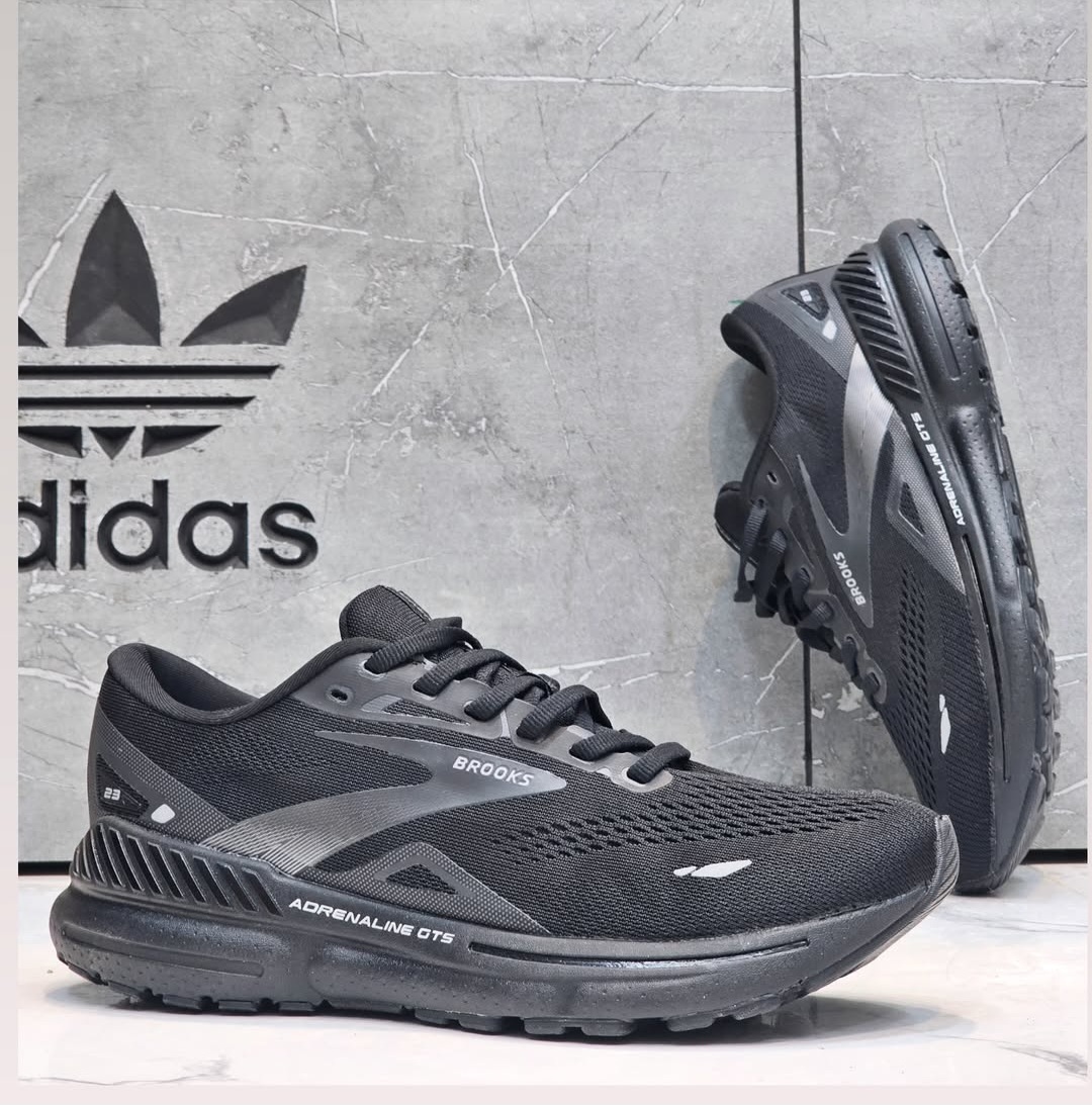 کتونی ویتنامی بروکس آدرنالین جی تی اس ۲۳/Brooks Adrenaline GTS 23/ساخت ویتنام/سایز۳۶تا ۴۵/ فروش تکی و عمده