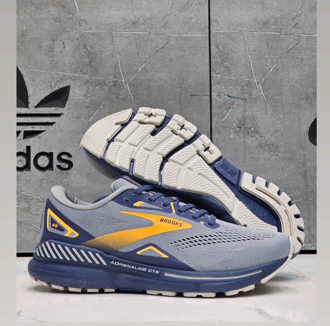 کفش بروکس آدرنالین جی تی اس ۲۳/Brooks Adrenaline GTS 23/ساخت ویتنام/سایز۳۶تا ۴۵/ فروش تکی و عمده