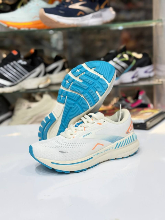 کفش بروکس آدرنالین جی تی اس ۲۳/Brooks Adrenaline GTS 23/ساخت ویتنام/سایز۳۶تا ۴۵/ فروش تکی و عمده