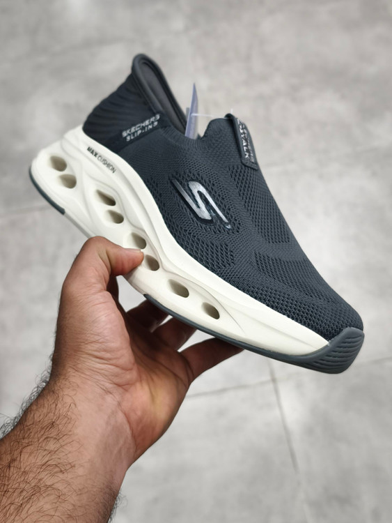 کتونی اسکیچرز اسلیپ اینس/Skechers slip ins/ساخت ویتنام/سایز ۴۰الی۴۵/فروش ویژه تکی و عمده