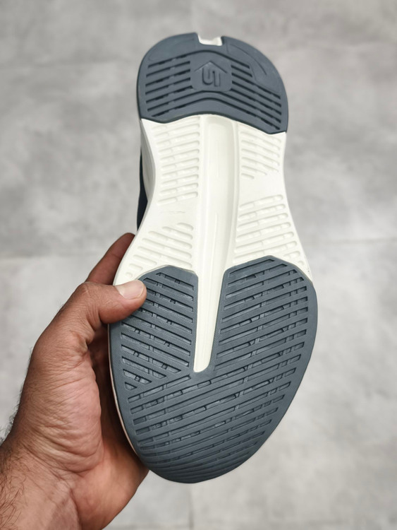 کتونی اسکیچرز اسلیپ اینس/Skechers slip ins/ساخت ویتنام/سایز ۴۰الی۴۵/فروش ویژه تکی و عمده