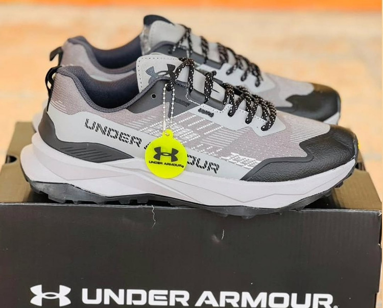 کتونی آندرامور/Under Armour/ساخت ویتنام/سایز ۴۰ الی ۴۵/فروش تکی و عمده