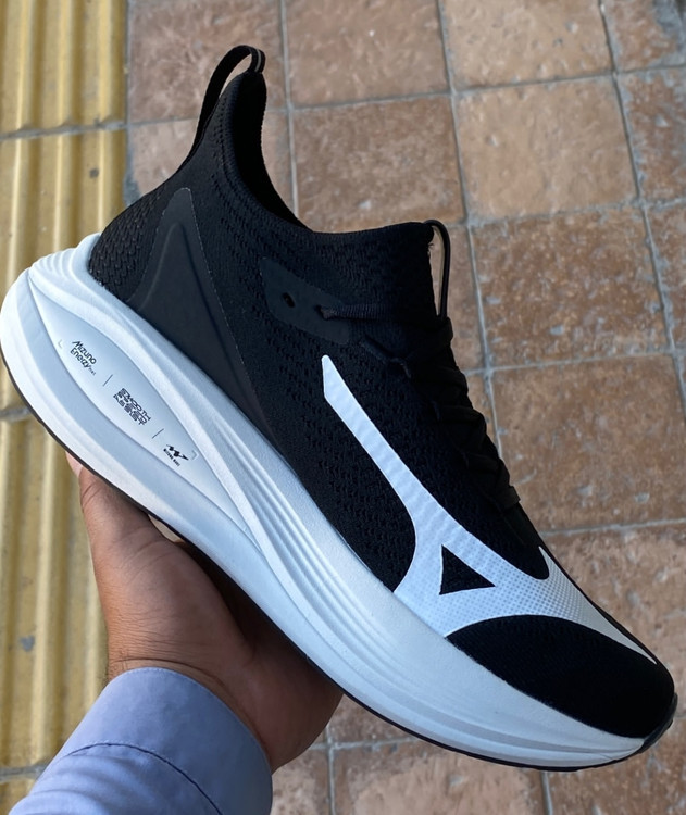 کتونی میزانو نئو ویستا/ Mizuno Neo Vista/ساخت ویتنام /سایز ۴۰ الی ۴۵/ فروش تکی و عمده/ضمانت کالا