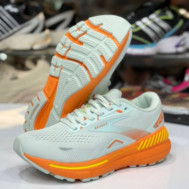 خرید بروکس ادرنالین 23/رنگ بندی جذاب/Brooks Adrenaline 23/سایز ۳۷الی ۴۰/فروش تکی و عمده