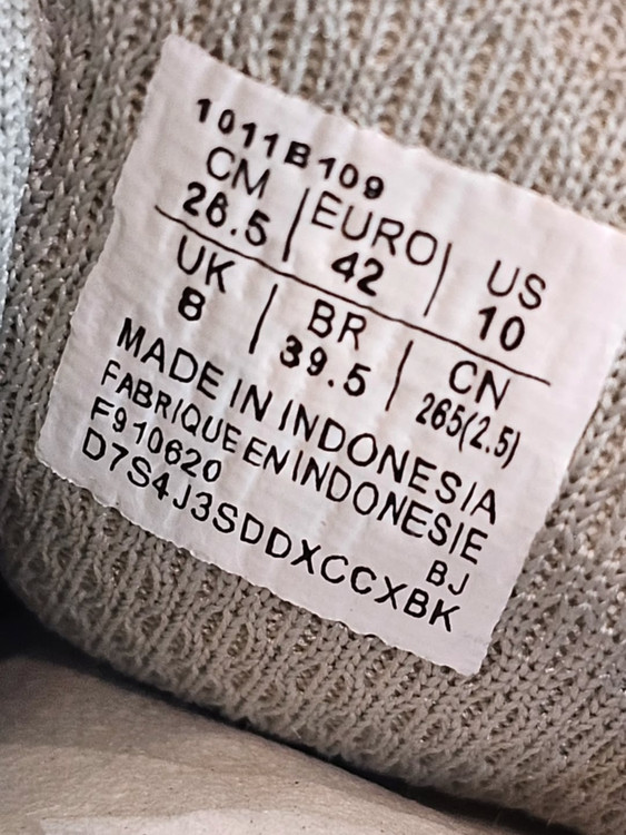 کتونی رانینگ و پیاده روی ساکونی مدل تریومف 22 / triumph 22 / ضمانت کیفیت کالا / فروش عمده و تک / سایز بندی 36تا 46