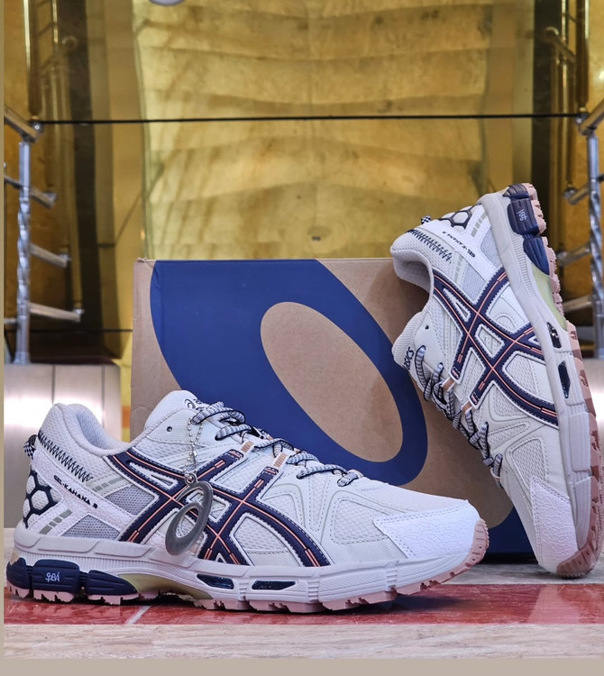 کتونی رانینگ و پیاده روی ساکونی مدل تریومف 22 / triumph 22 / ضمانت کیفیت کالا / فروش عمده و تک / سایز بندی 36تا 46