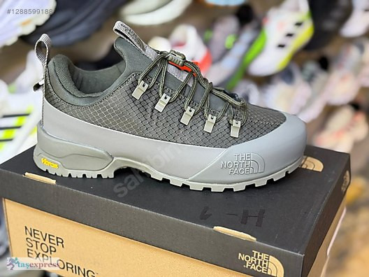 کفش طبیعتگردی مسترکوالیتی The North Face Glenclyffe Low | مخصوص هایکینگ و پیادهروی | سایز ۴۰ الی ۴۵