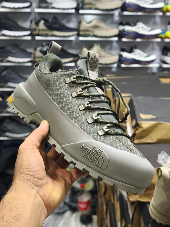 کفش طبیعتگردی مسترکوالیتی The North Face Glenclyffe Low | مخصوص هایکینگ و پیادهروی | سایز ۴۰ الی ۴۵