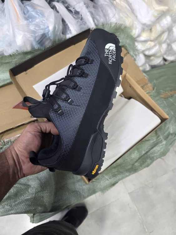 کفش طبیعتگردی مسترکوالیتی The North Face Glenclyffe Low | مخصوص هایکینگ و پیادهروی | سایز ۴۰ الی ۴۵